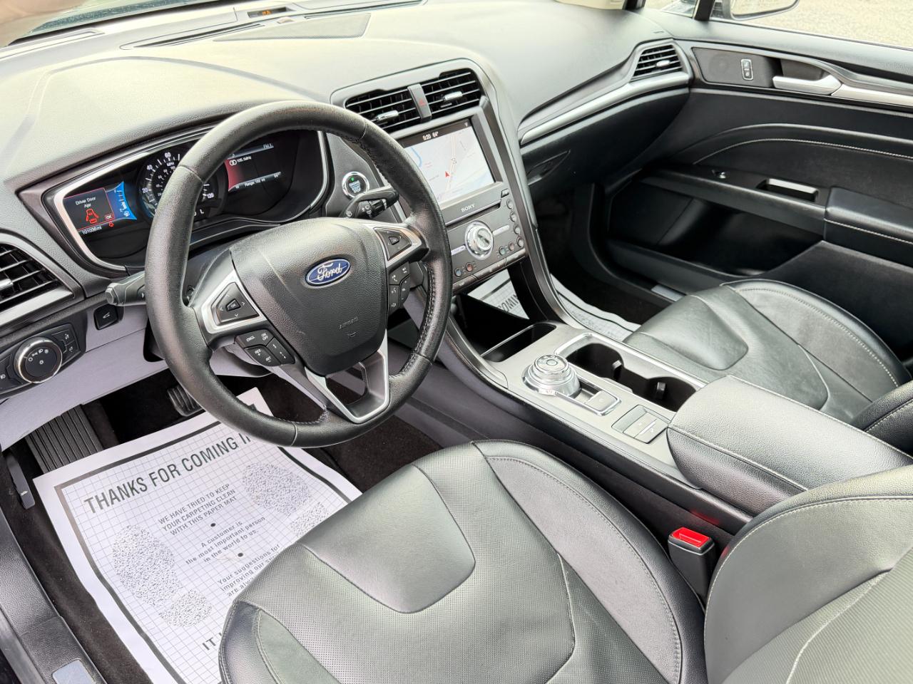 Ford Fusion Energi Titanium FWD 2019