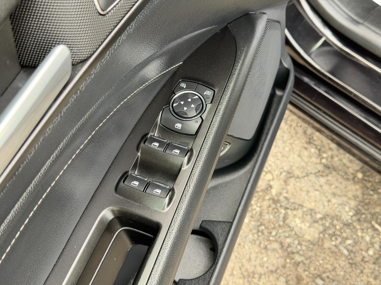 Ford Fusion Energi Titanium FWD 2019