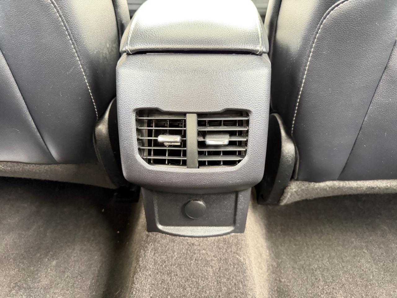Ford Fusion Energi Titanium FWD 2019