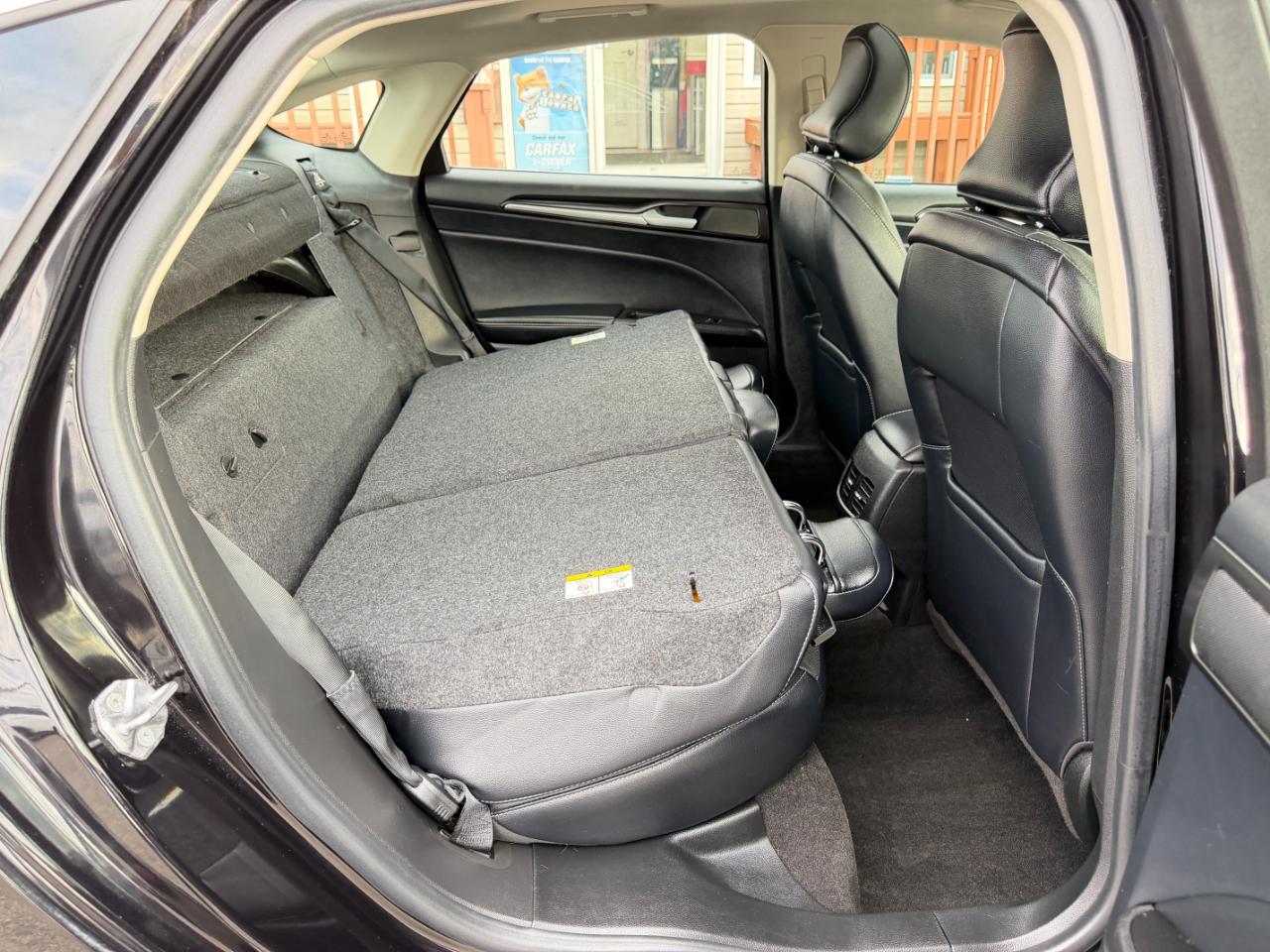 Ford Fusion Energi Titanium FWD 2019