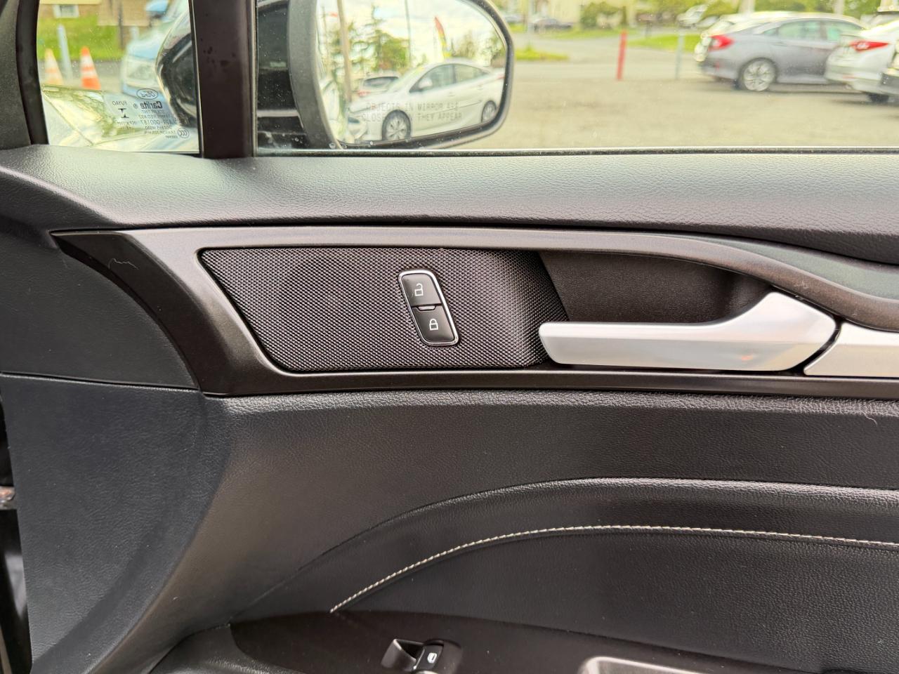 Ford Fusion Energi Titanium FWD 2019