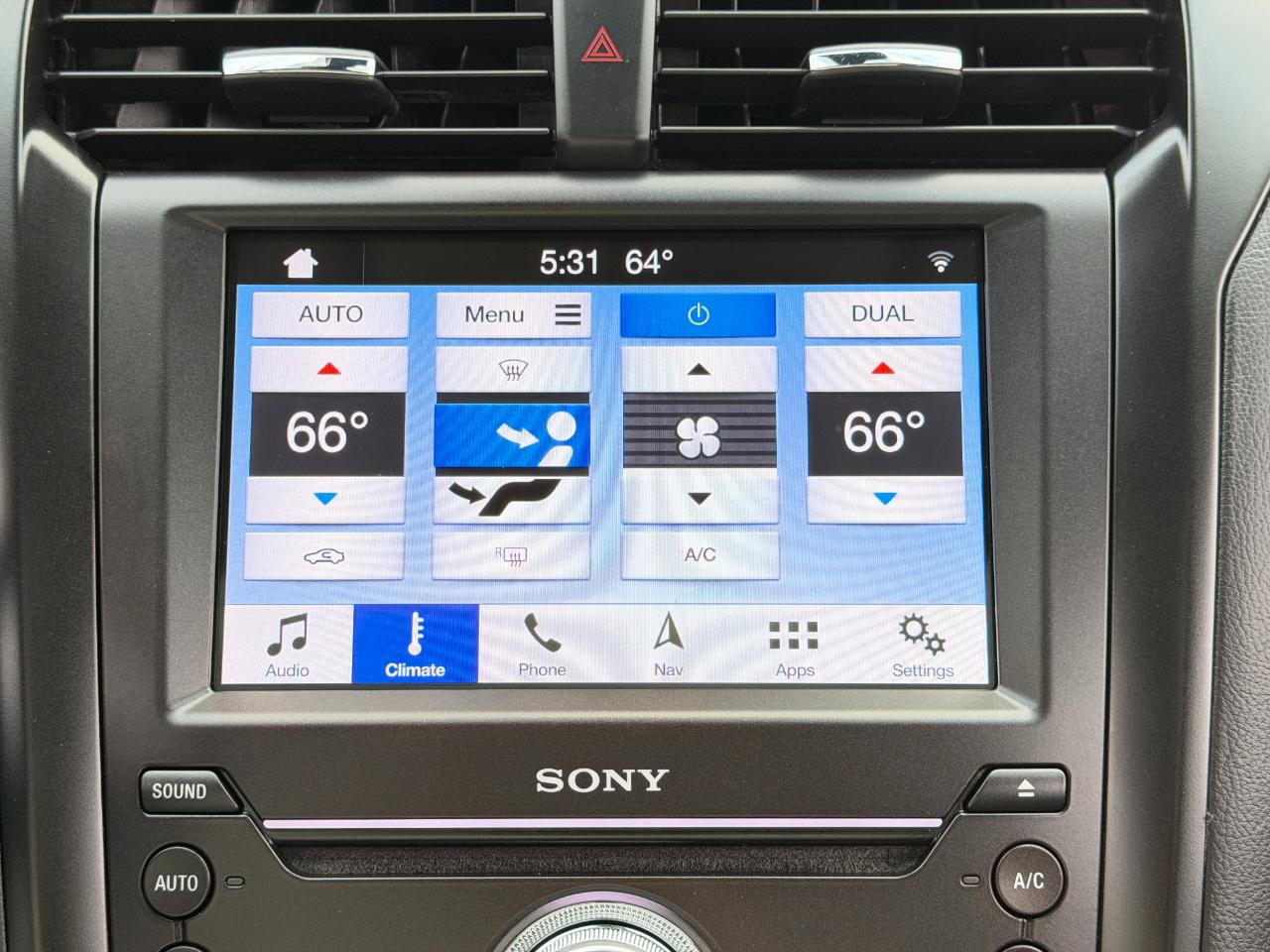 Ford Fusion Energi Titanium FWD 2019