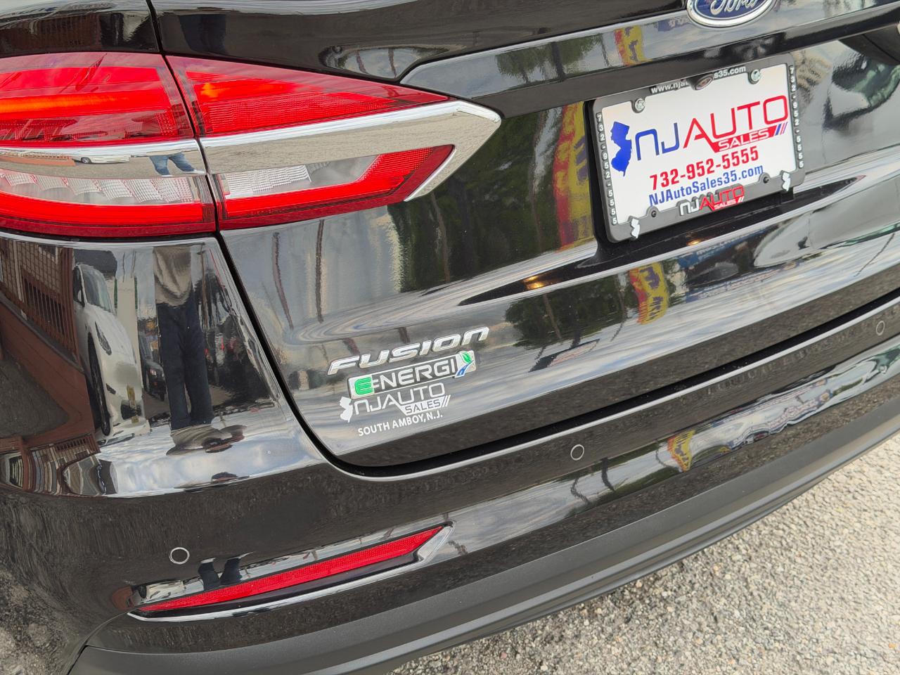 Ford Fusion Energi Titanium FWD 2019