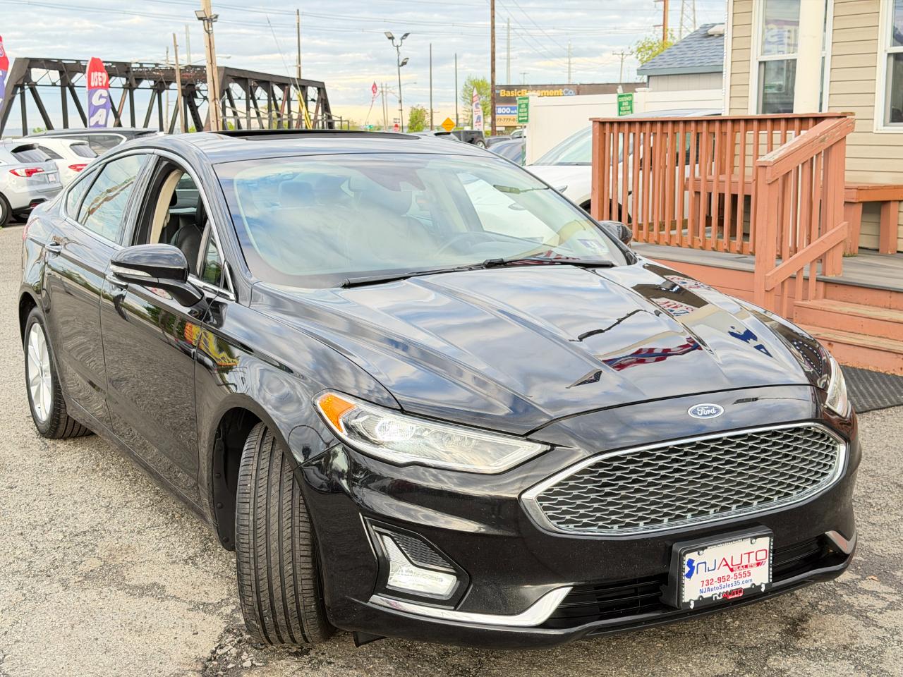 Ford Fusion Energi Titanium FWD 2019