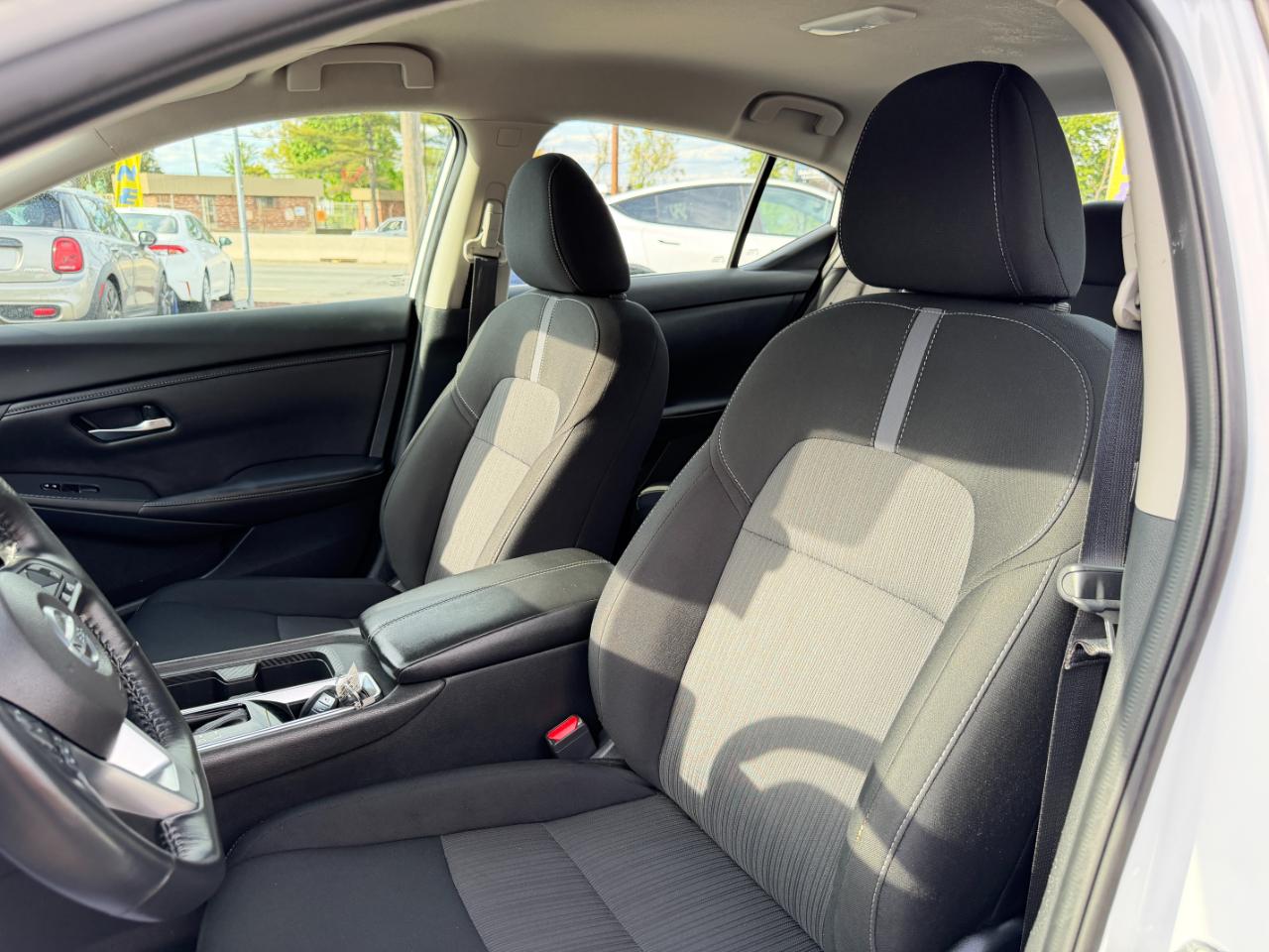 Nissan Sentra SV CVT 2022