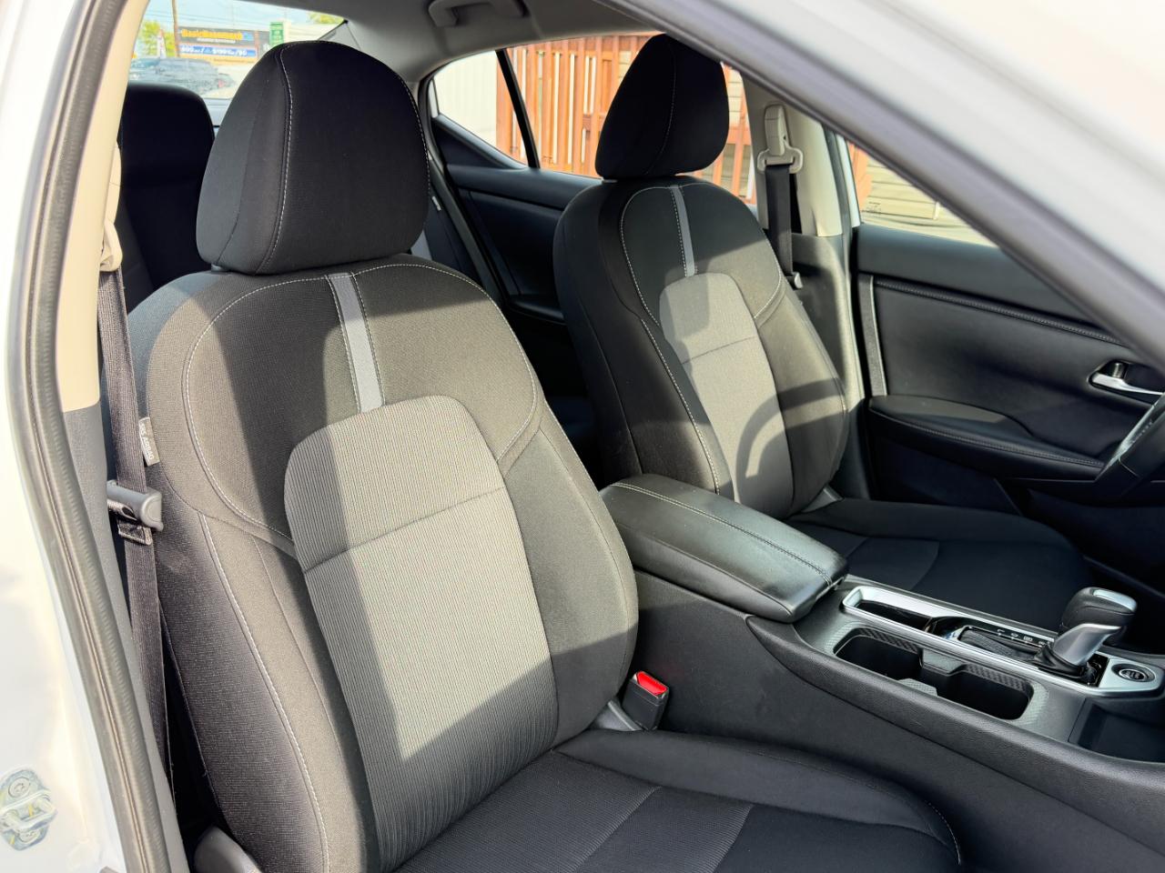 Nissan Sentra SV CVT 2022