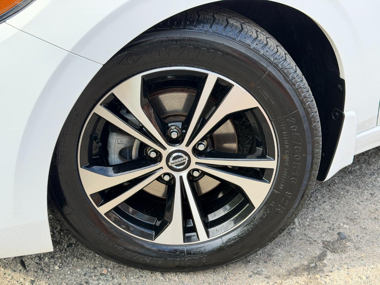 Nissan Sentra SV CVT 2022