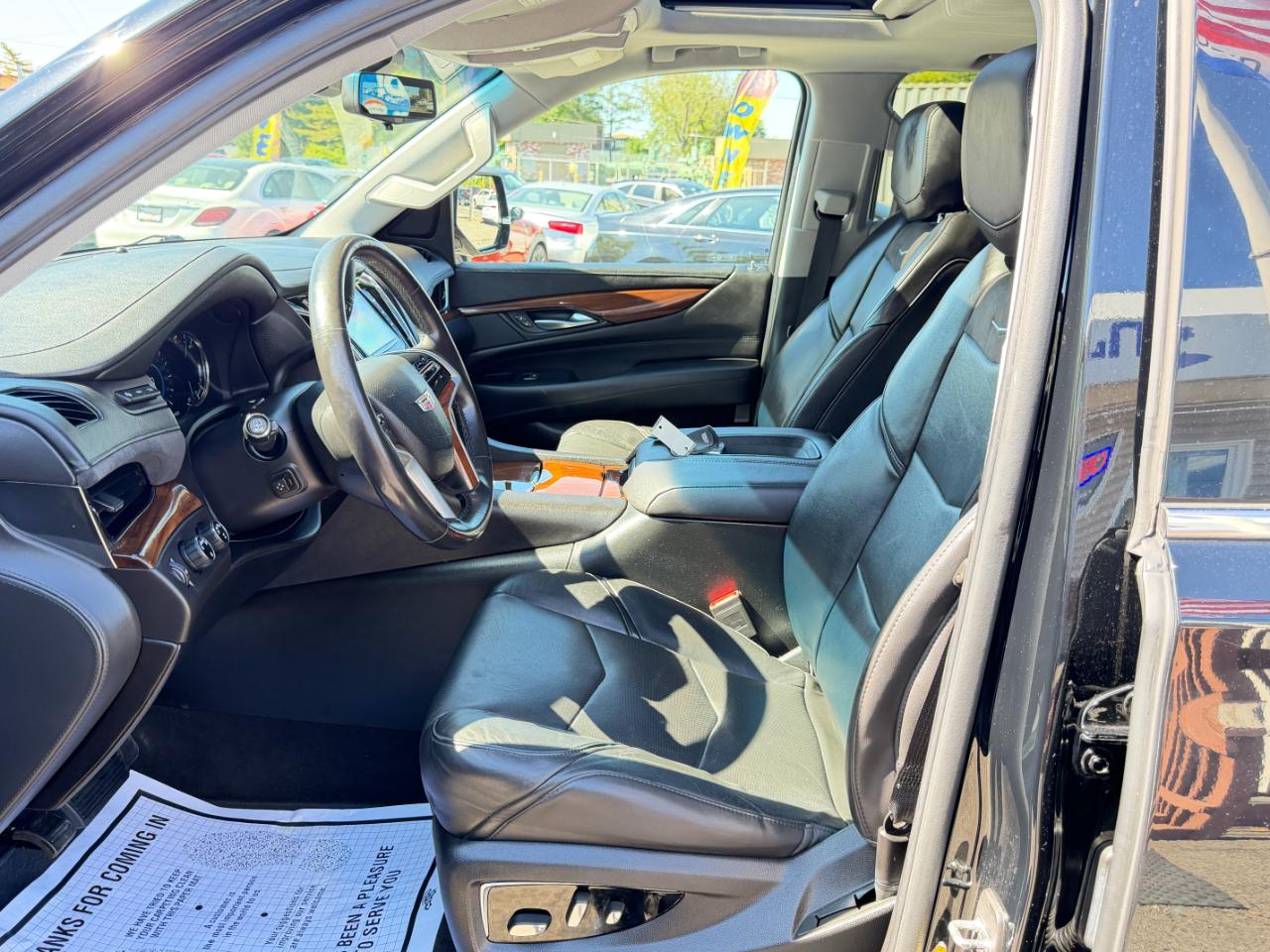 Cadillac Escalade 4WD 4dr Luxury 2018