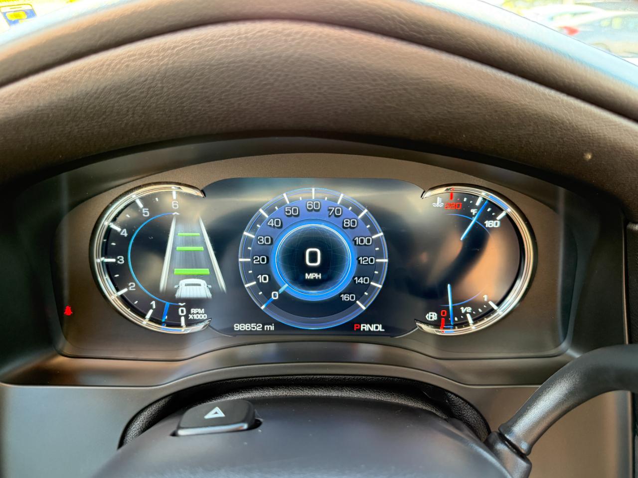 Cadillac Escalade 4WD 4dr Luxury 2018