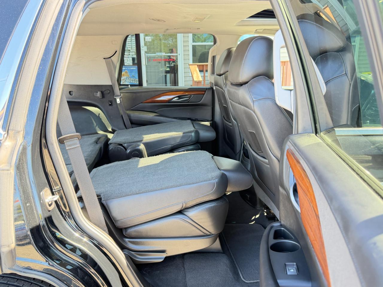 Cadillac Escalade 4WD 4dr Luxury 2018