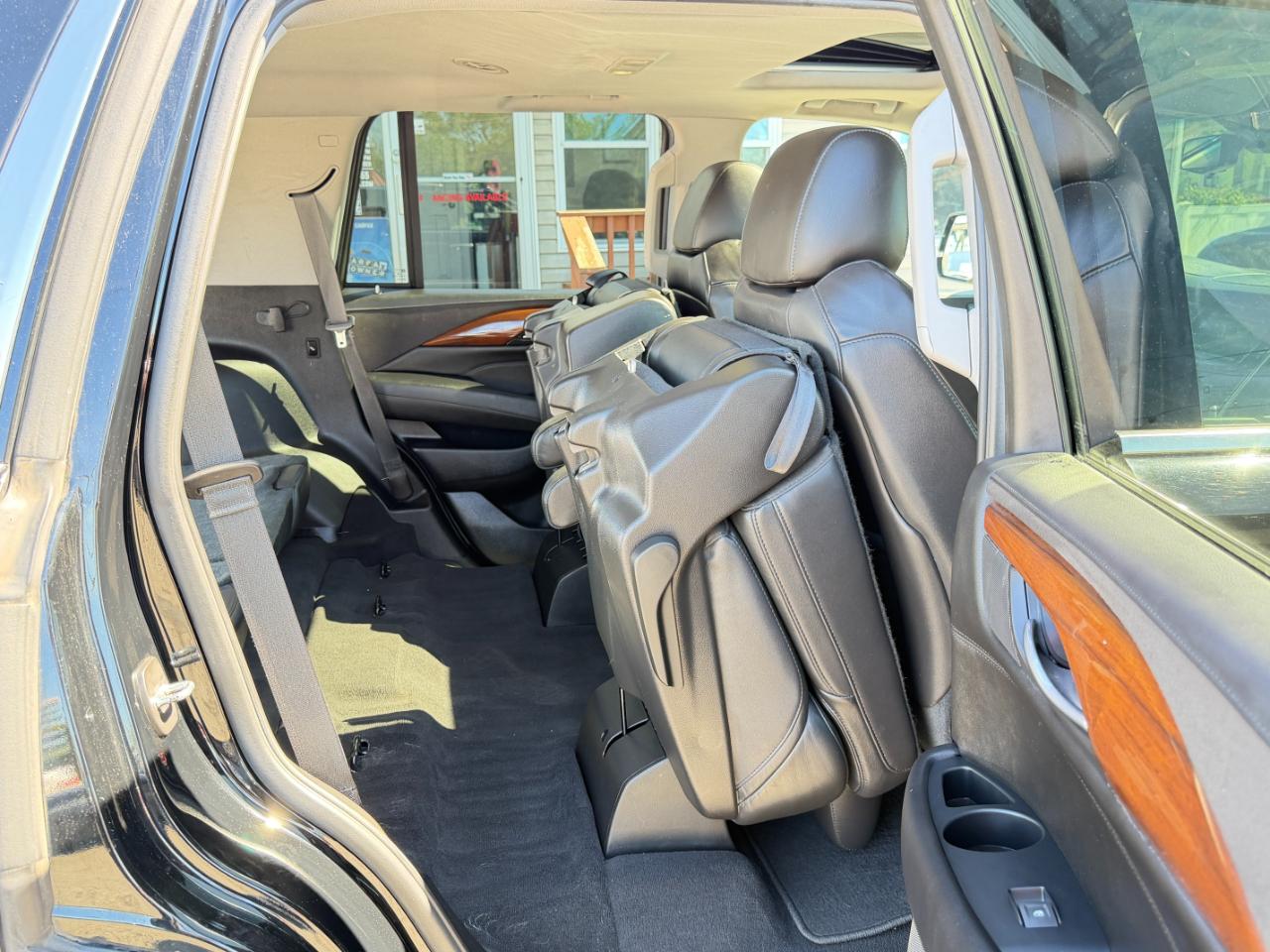 Cadillac Escalade 4WD 4dr Luxury 2018