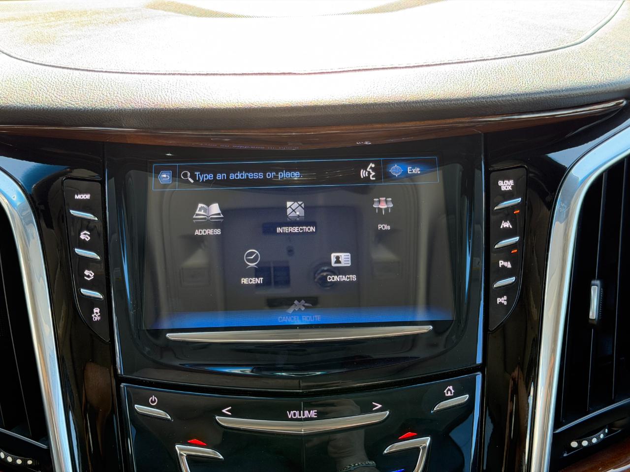 Cadillac Escalade 4WD 4dr Luxury 2018