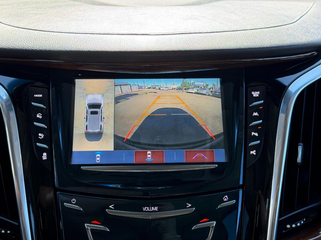 Cadillac Escalade 4WD 4dr Luxury 2018