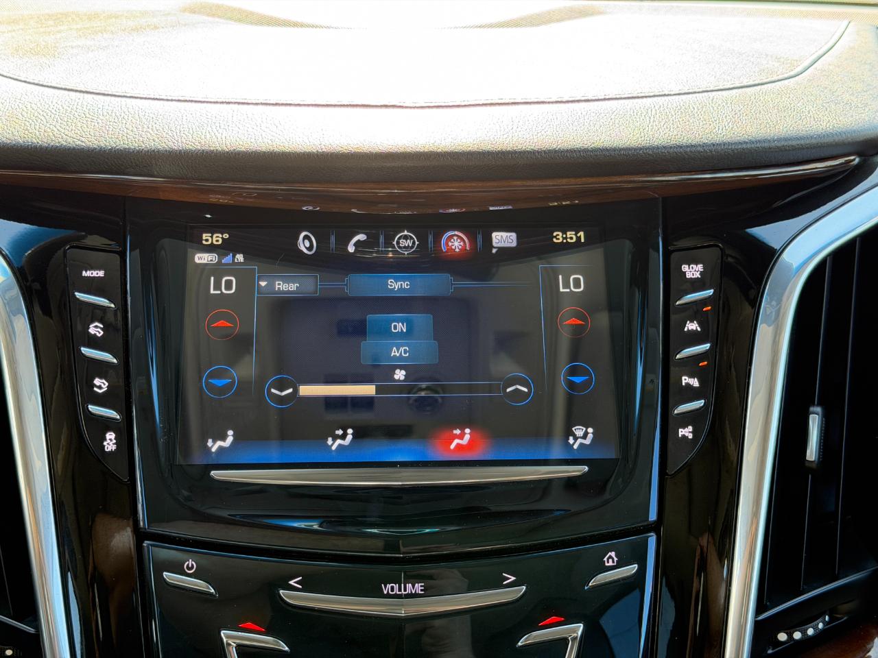 Cadillac Escalade 4WD 4dr Luxury 2018