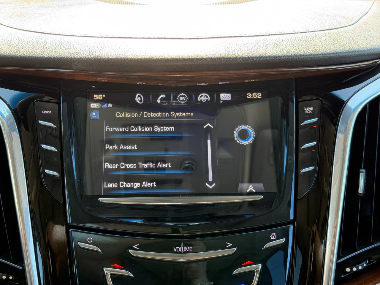 Cadillac Escalade 4WD 4dr Luxury 2018