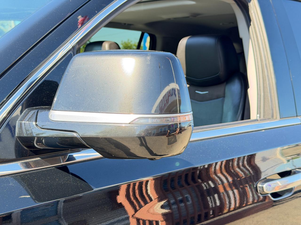 Cadillac Escalade 4WD 4dr Luxury 2018