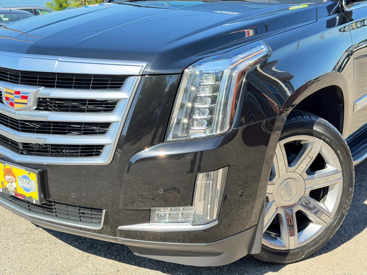 Cadillac Escalade 4WD 4dr Luxury 2018