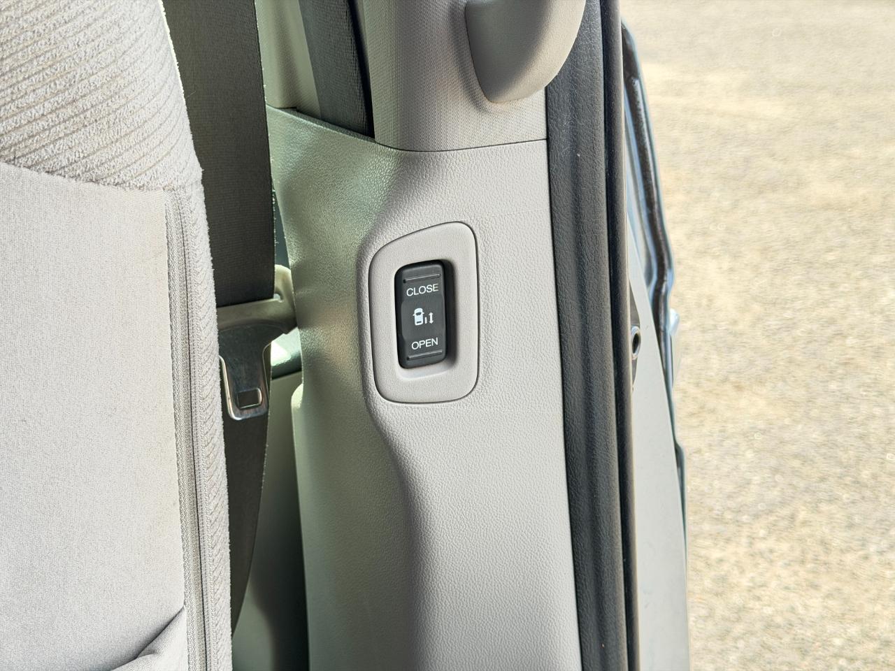 Honda Odyssey 5dr EX 2012