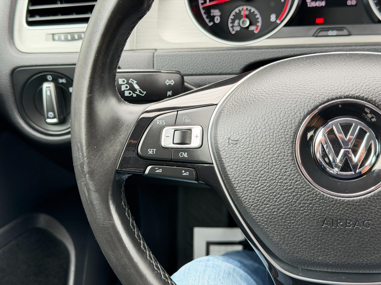 Volkswagen Golf 2dr HB Man TSI S 2015