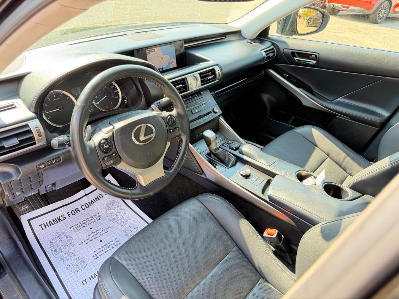 Lexus IS 250 4dr Sport Sdn AWD 2015