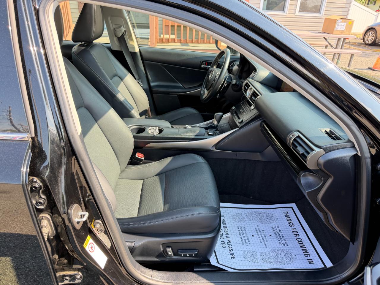 Lexus IS 250 4dr Sport Sdn AWD 2015