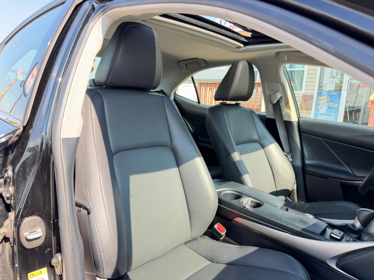 Lexus IS 250 4dr Sport Sdn AWD 2015
