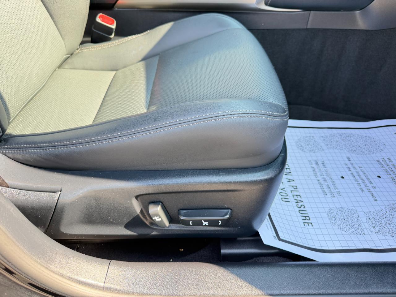Lexus IS 250 4dr Sport Sdn AWD 2015