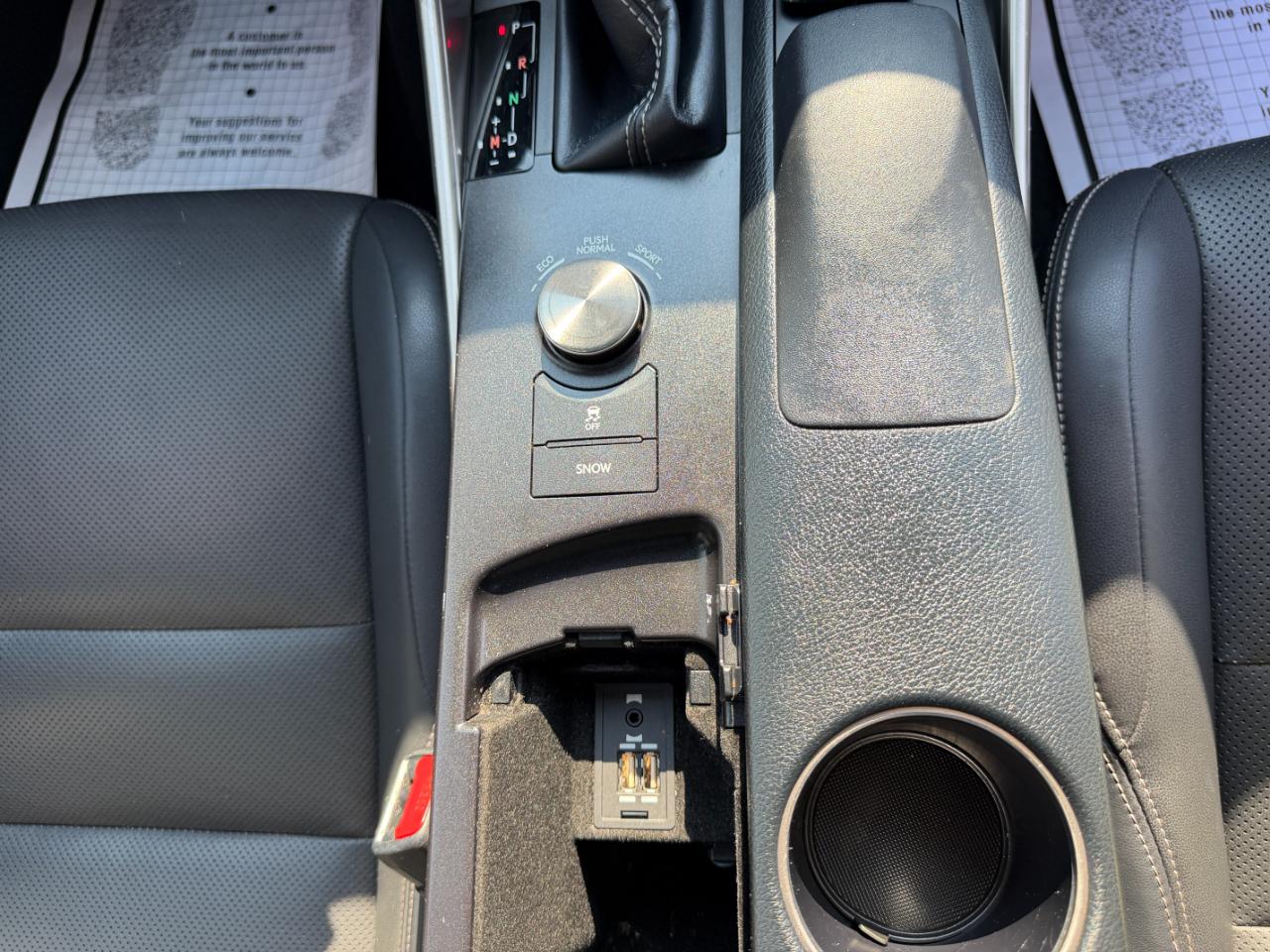 Lexus IS 250 4dr Sport Sdn AWD 2015