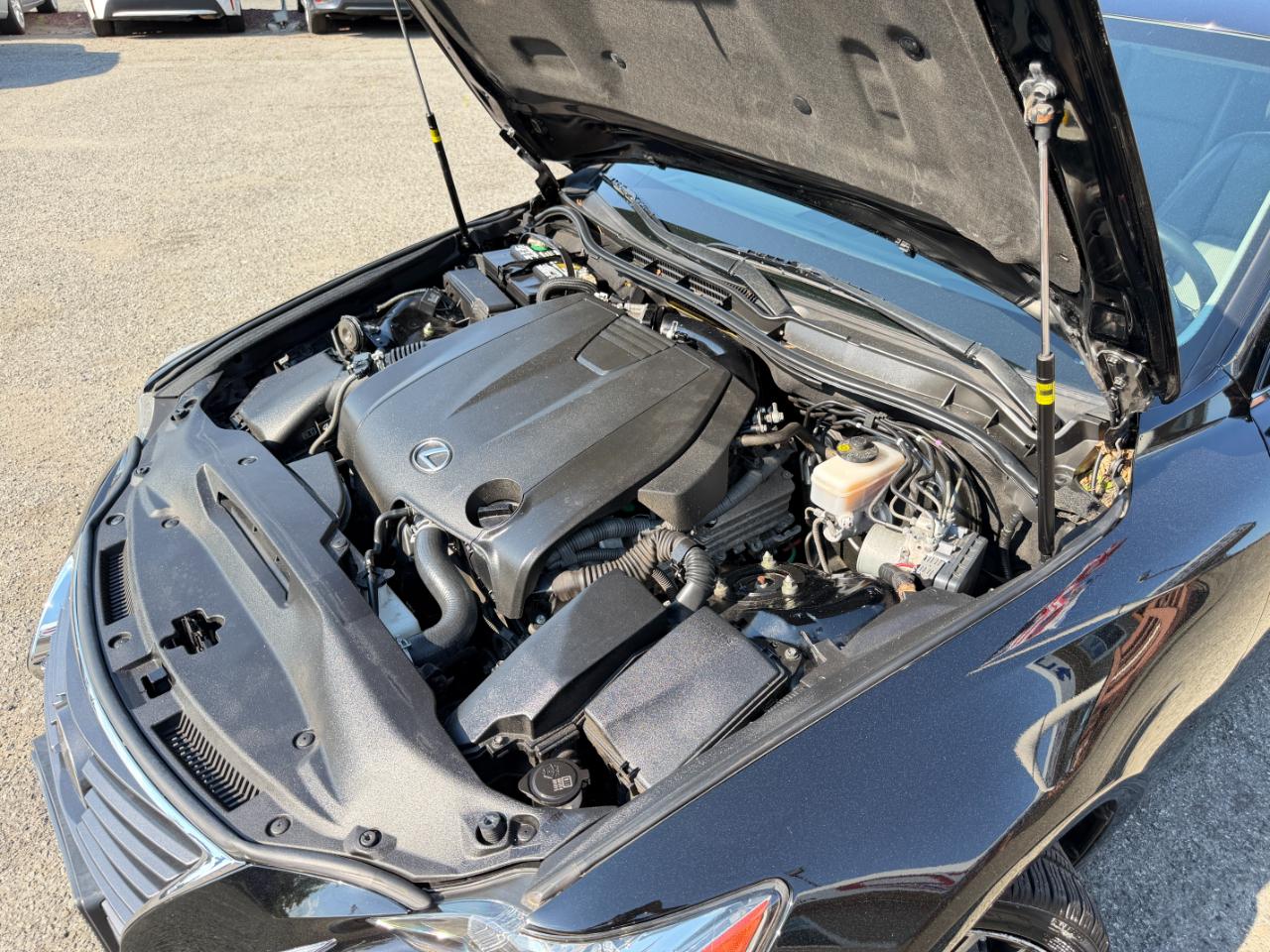 Lexus IS 250 4dr Sport Sdn AWD 2015