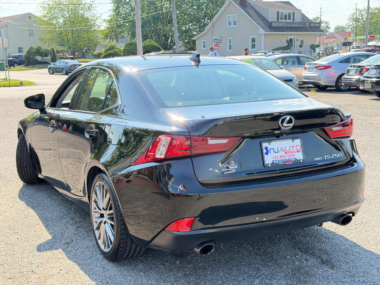 Lexus IS 250 4dr Sport Sdn AWD 2015