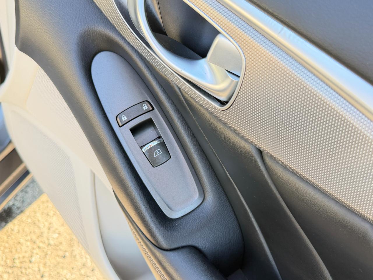 Infiniti Q50 4dr Sdn AWD 2014