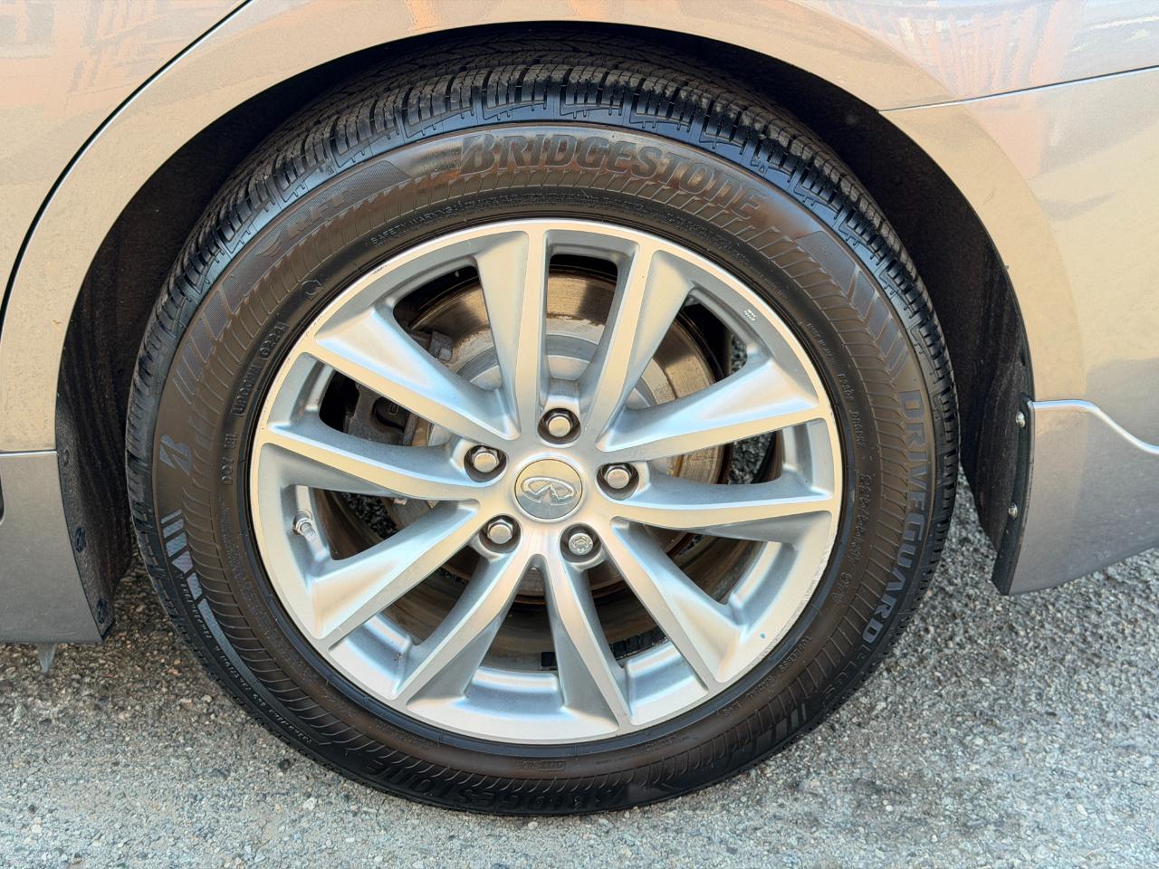 Infiniti Q50 4dr Sdn AWD 2014
