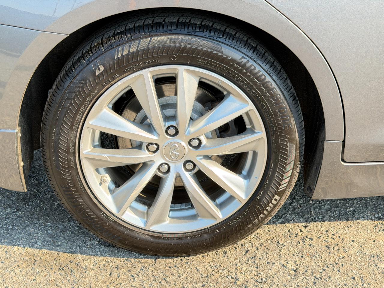 Infiniti Q50 4dr Sdn AWD 2014