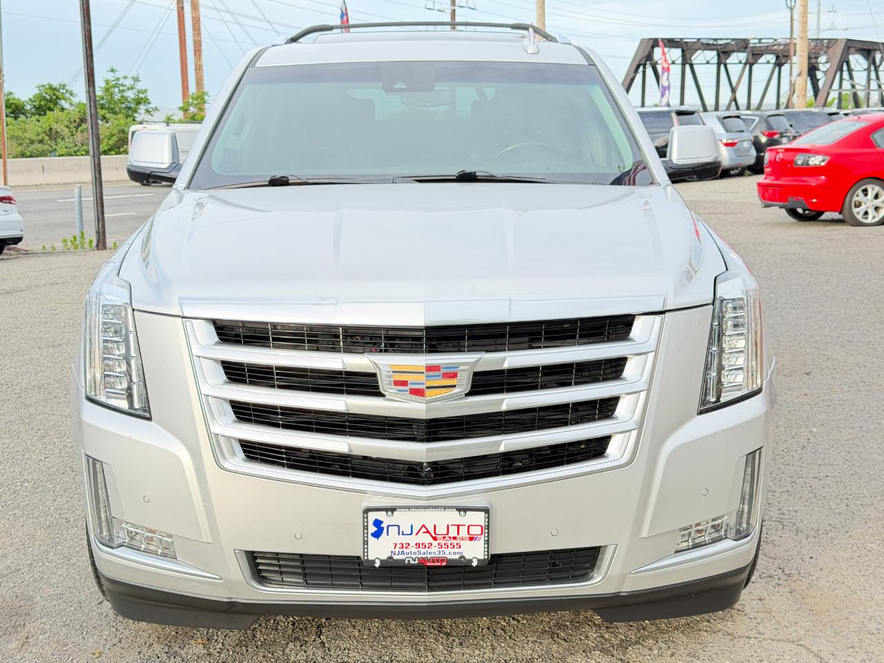 Cadillac Escalade 4WD 4dr Luxury 2017