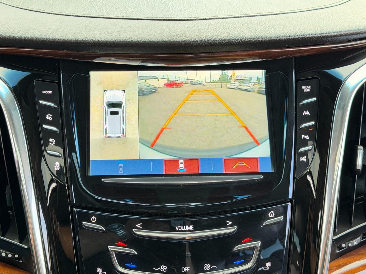Cadillac Escalade 4WD 4dr Luxury 2017