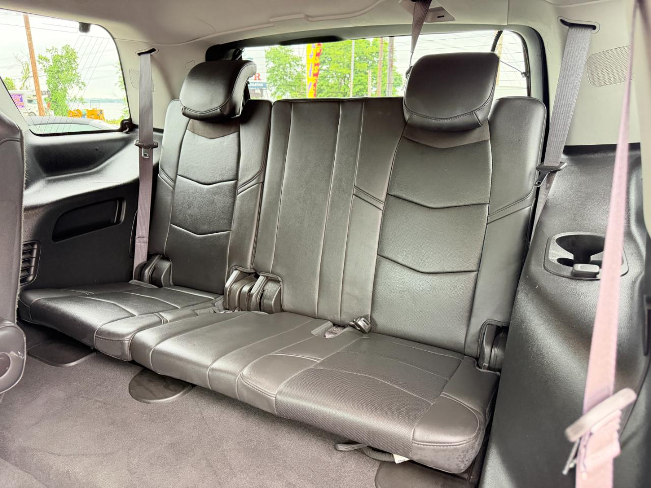 Cadillac Escalade 4WD 4dr Luxury 2017