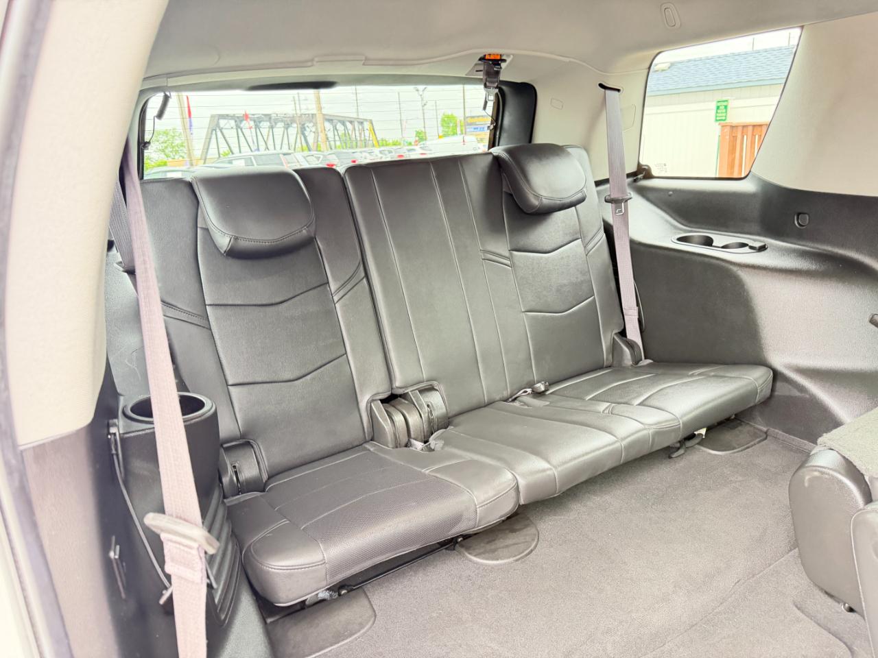Cadillac Escalade 4WD 4dr Luxury 2017