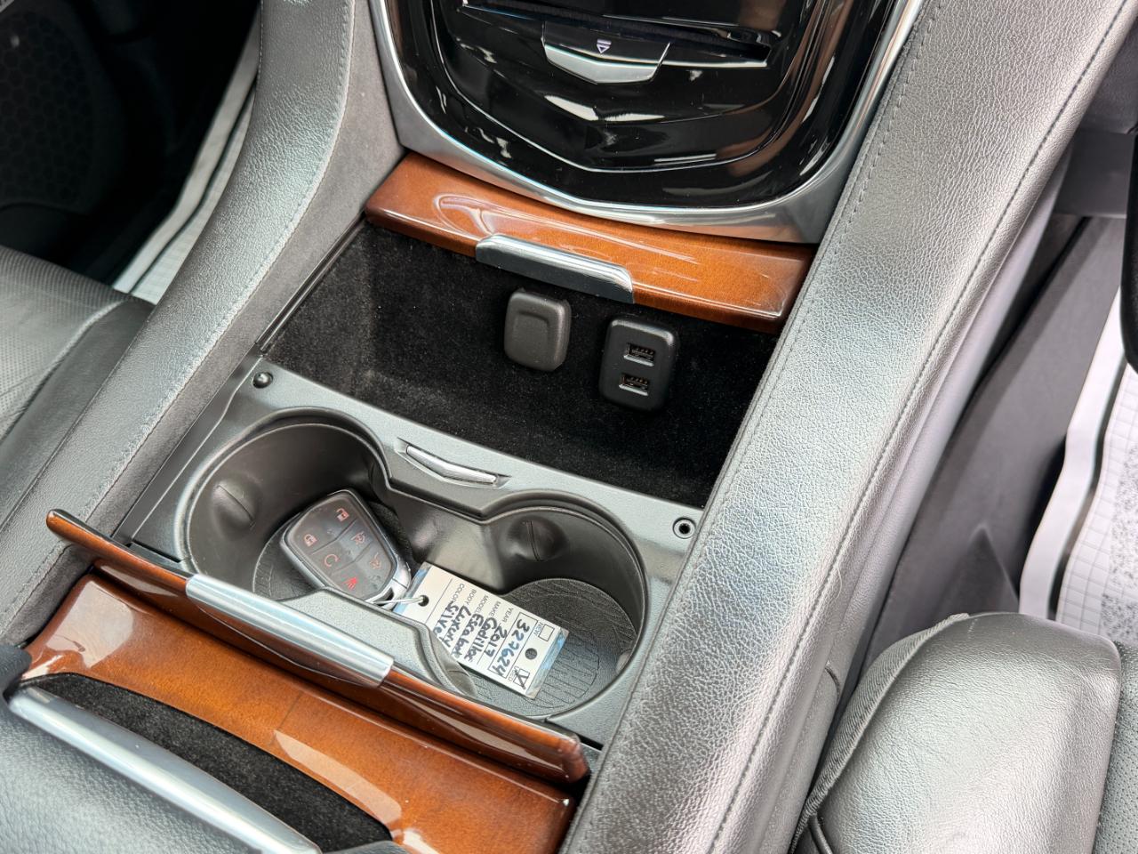 Cadillac Escalade 4WD 4dr Luxury 2017