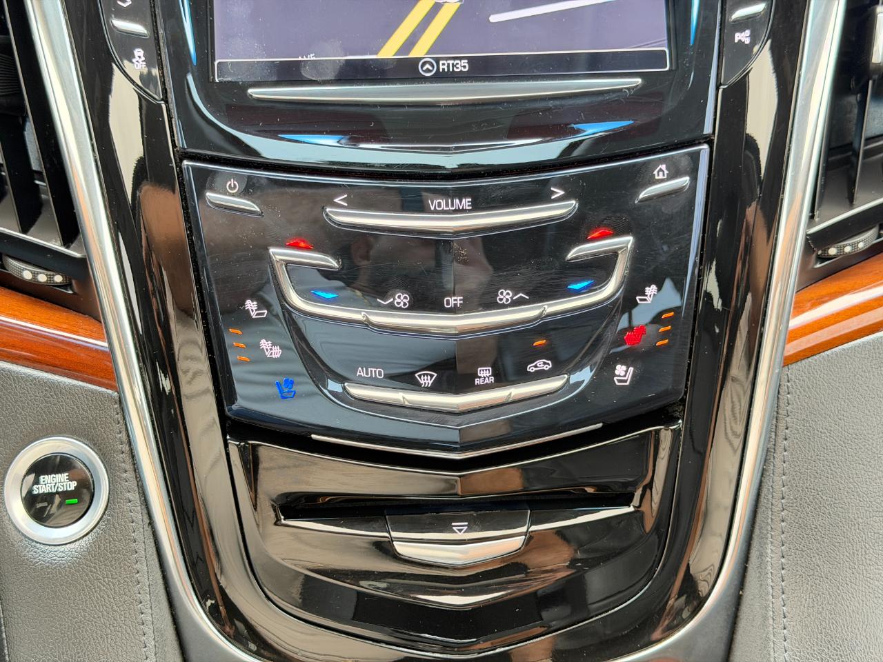 Cadillac Escalade 4WD 4dr Luxury 2017