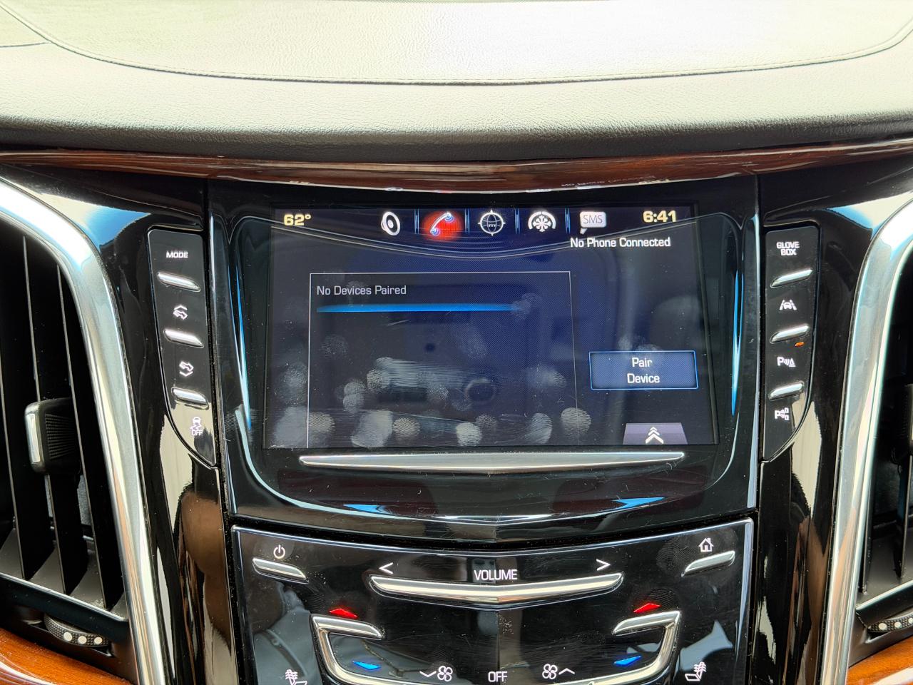 Cadillac Escalade 4WD 4dr Luxury 2017