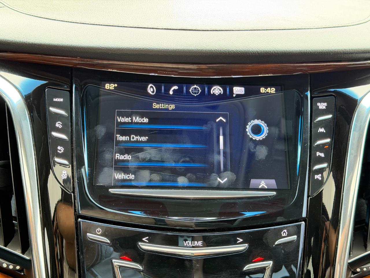 Cadillac Escalade 4WD 4dr Luxury 2017