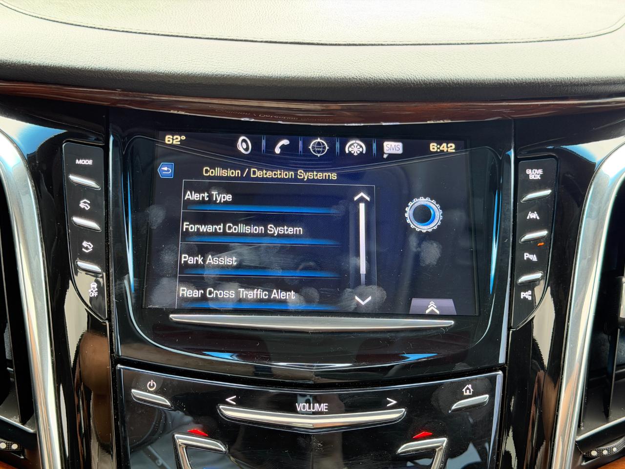 Cadillac Escalade 4WD 4dr Luxury 2017