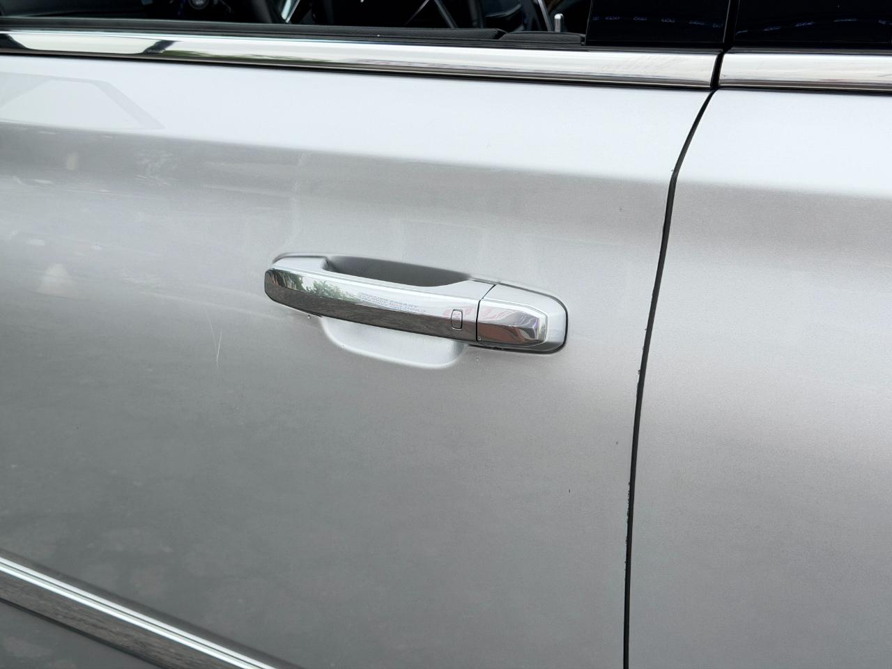 Cadillac Escalade 4WD 4dr Luxury 2017