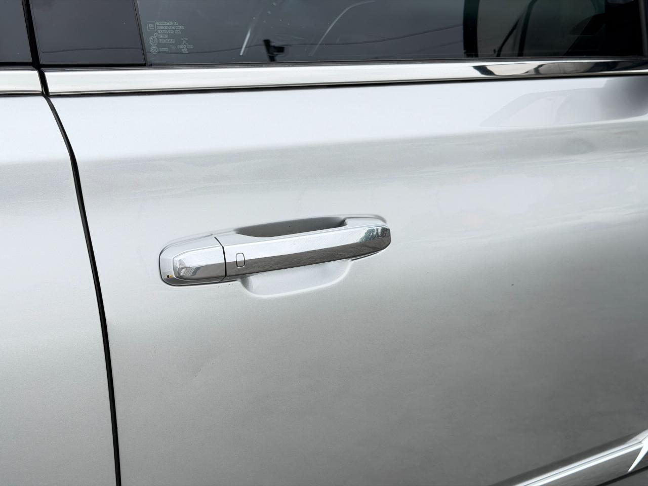 Cadillac Escalade 4WD 4dr Luxury 2017