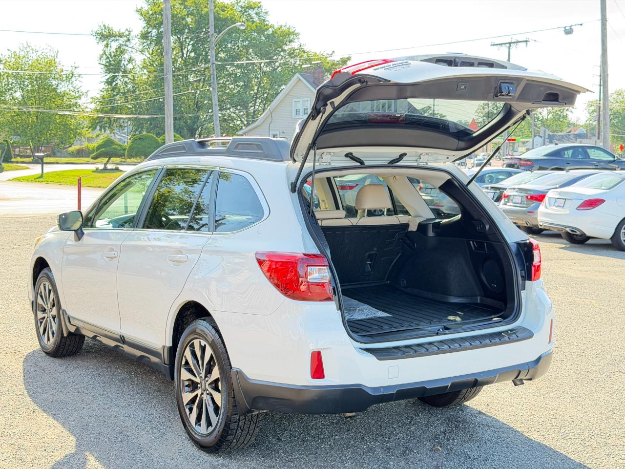 Subaru Outback 4dr Wgn 3.6R Limited 2016