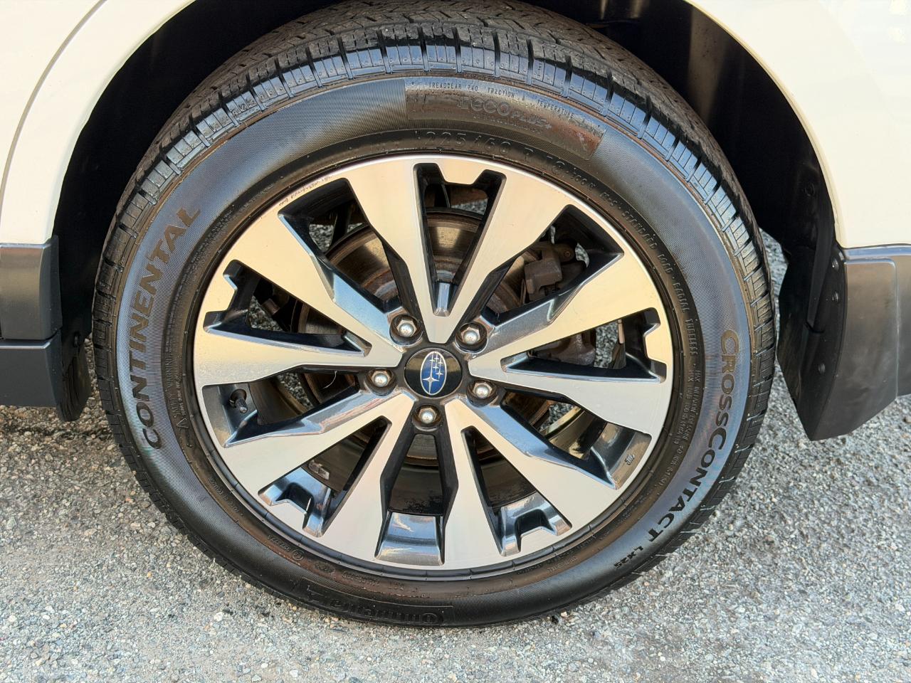 Subaru Outback 4dr Wgn 3.6R Limited 2016