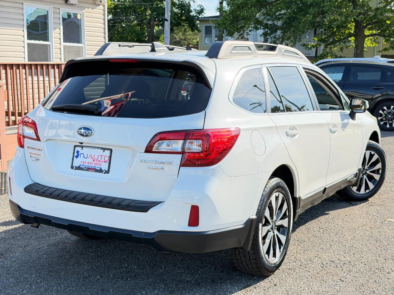 Subaru Outback 4dr Wgn 3.6R Limited 2016
