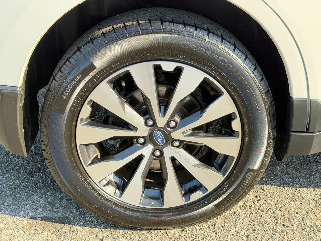 Subaru Outback 4dr Wgn 3.6R Limited 2016
