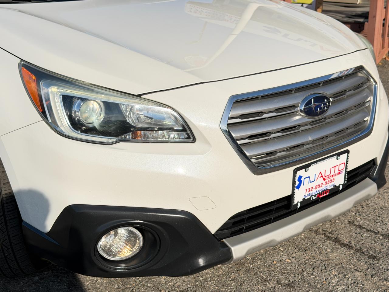 Subaru Outback 4dr Wgn 3.6R Limited 2016