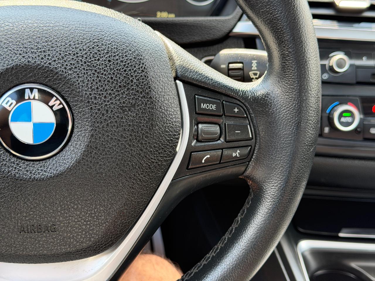 BMW 3 Series 4dr Sdn 328i xDrive AWD South Africa 2015
